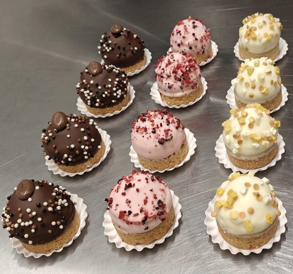 Petit four assortiment